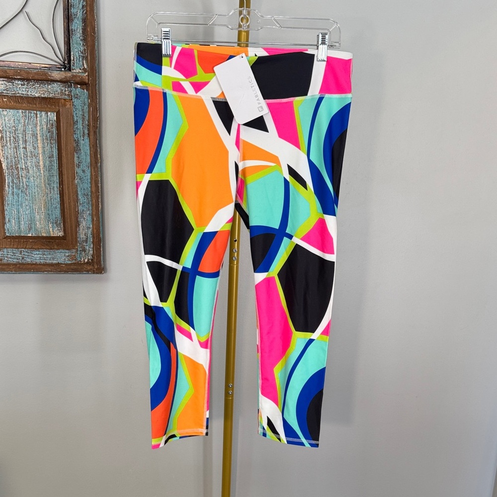 Fabletics Multicolor Geometric Capri Leggings New L
